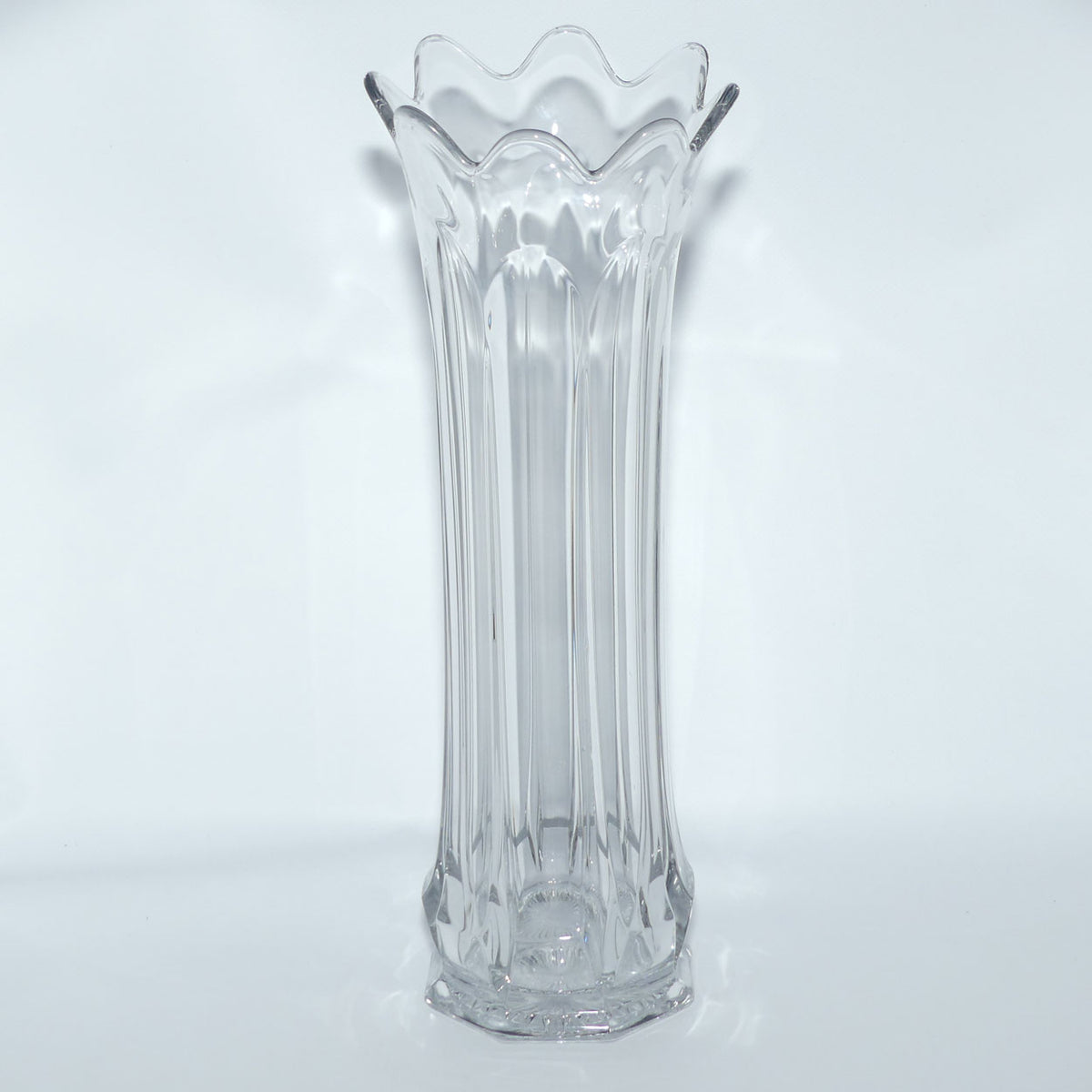 Early American Pressed Glass Heisey #338 Carnation Vase | 39cm tall | perfect for flower arranging