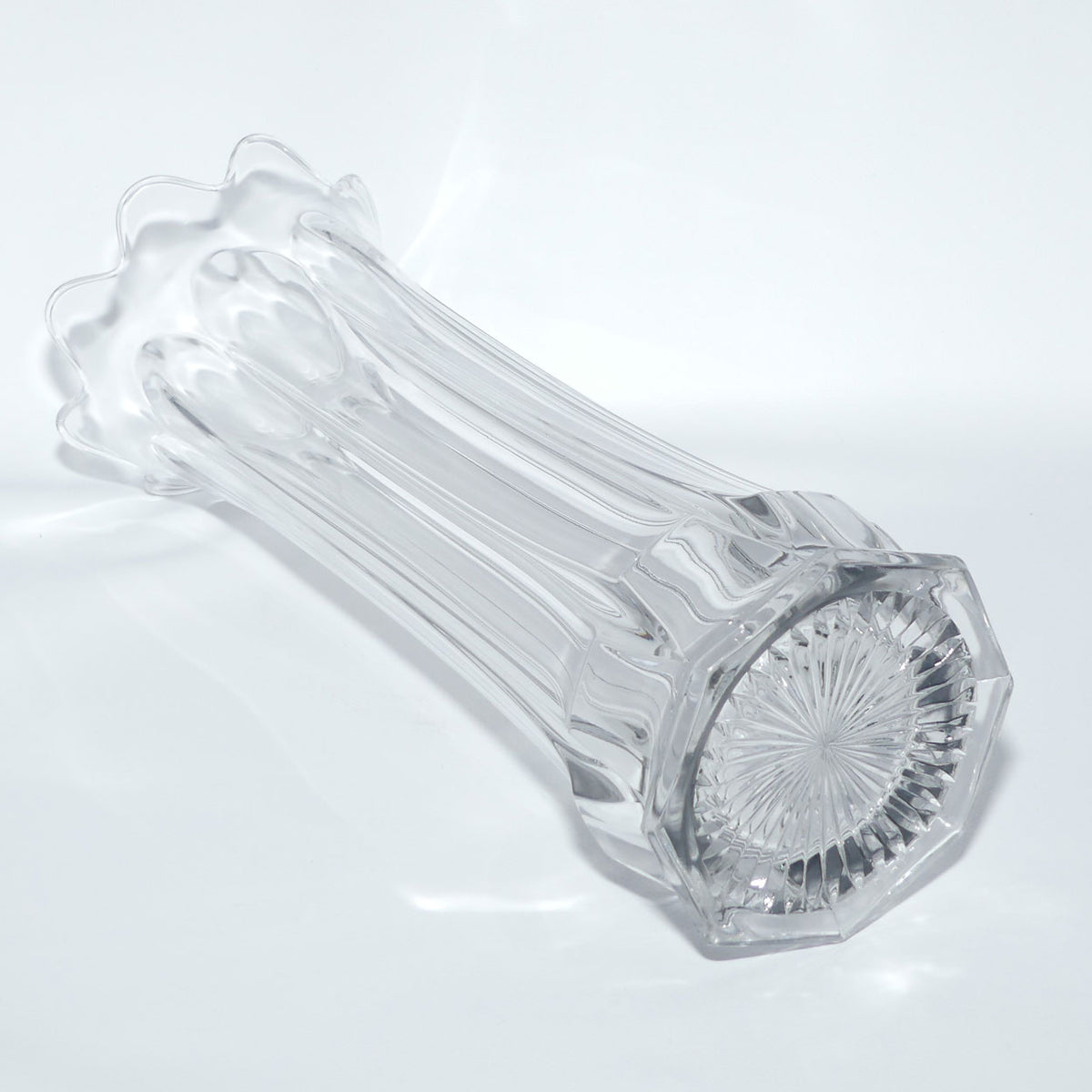 Early American Pressed Glass Heisey #338 Carnation Vase | 39cm tall | perfect for flower arranging