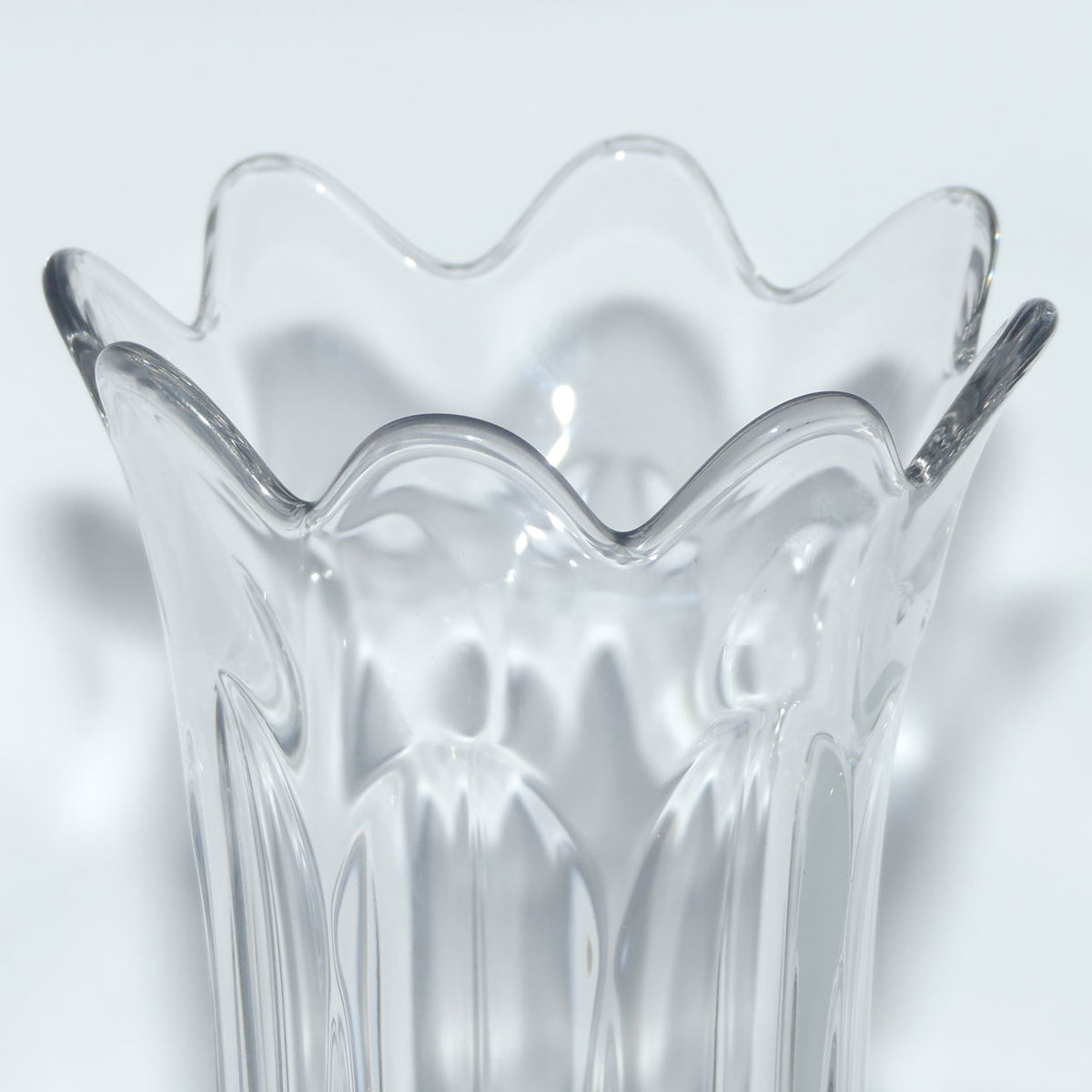 Early American Pressed Glass Heisey #338 Carnation Vase | 39cm tall | perfect for flower arranging