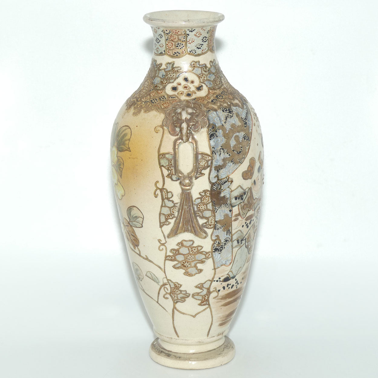 Fine Export quality Japanese Satsuma vase with moulded Elephant handles