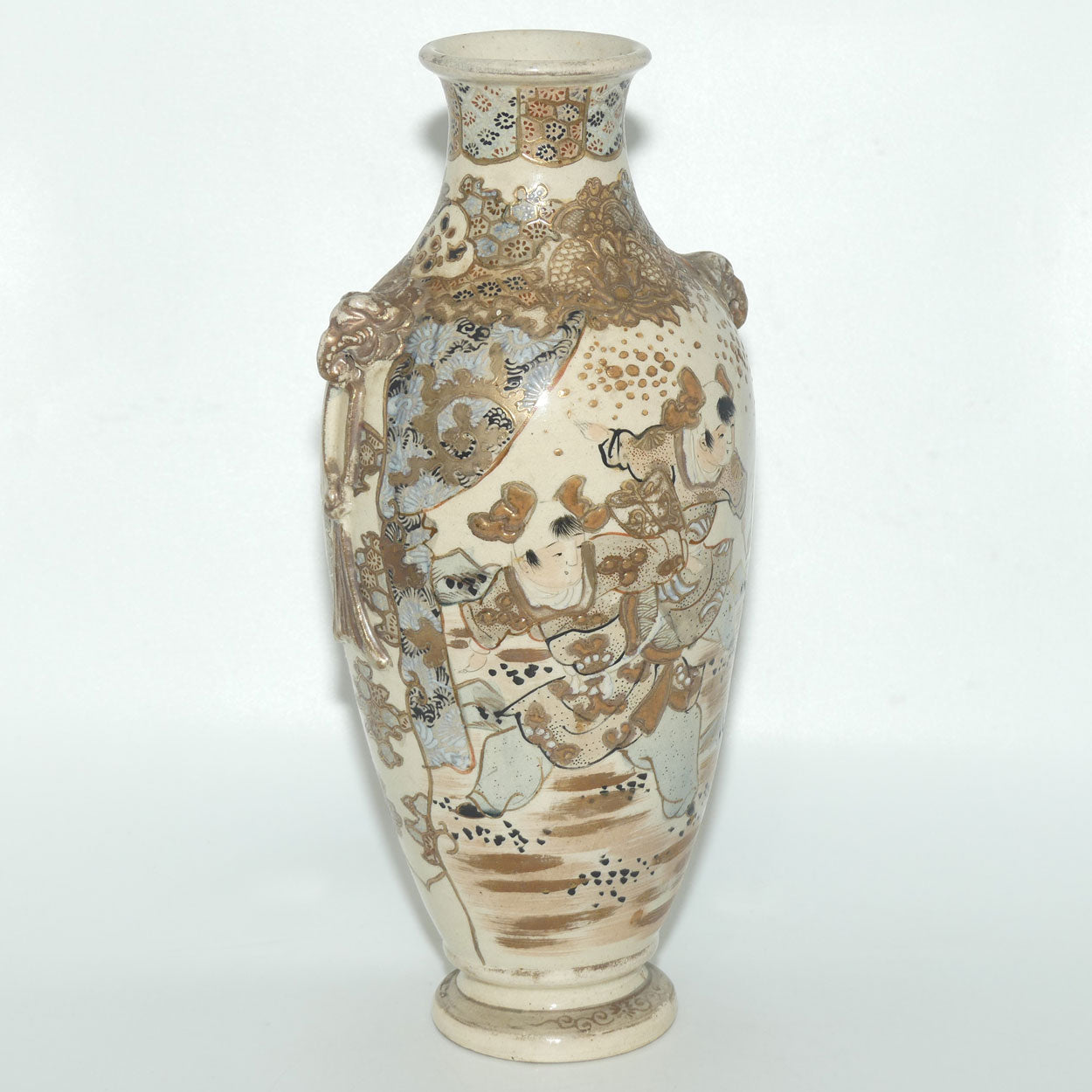 Fine Export quality Japanese Satsuma vase with moulded Elephant handles