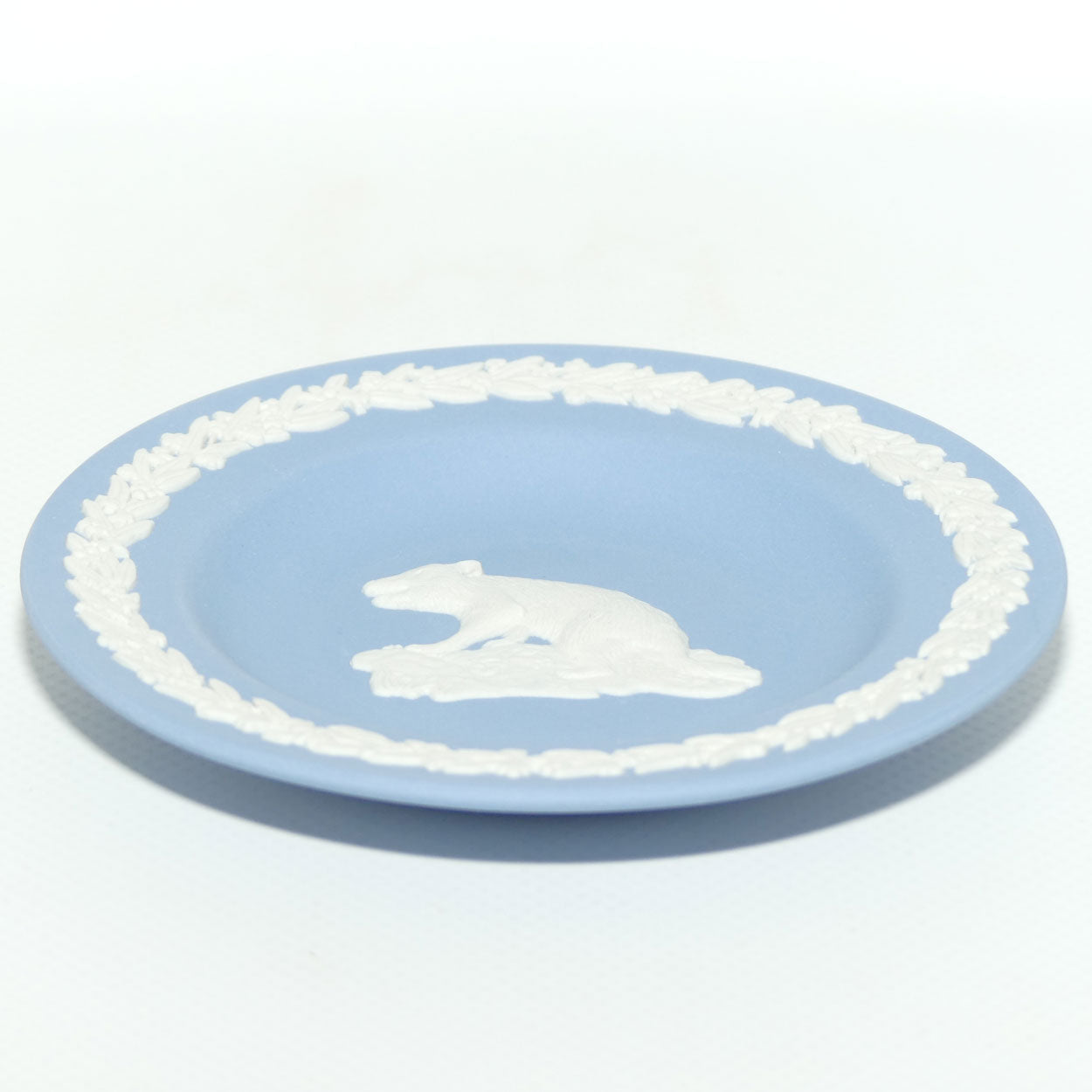 Wedgwood Jasper | Australian Fauna | White on Pale Blue | Tasmanian Devil Plate | Box + Cert