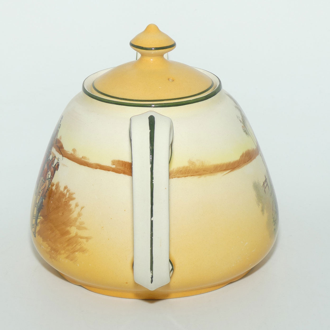 Royal Doulton Coaching Days Joan shape tea pot | Medium