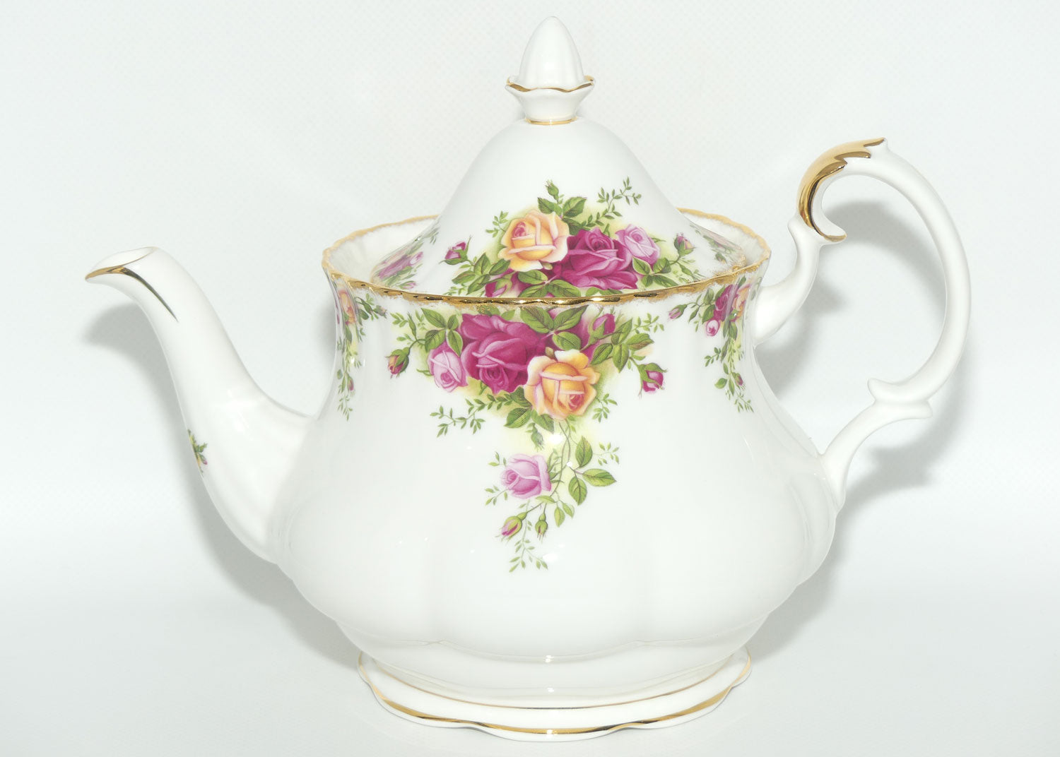 Royal Albert Bone China England Old Country Roses tea pot | 1250ml | ©1962 backstamp | #3