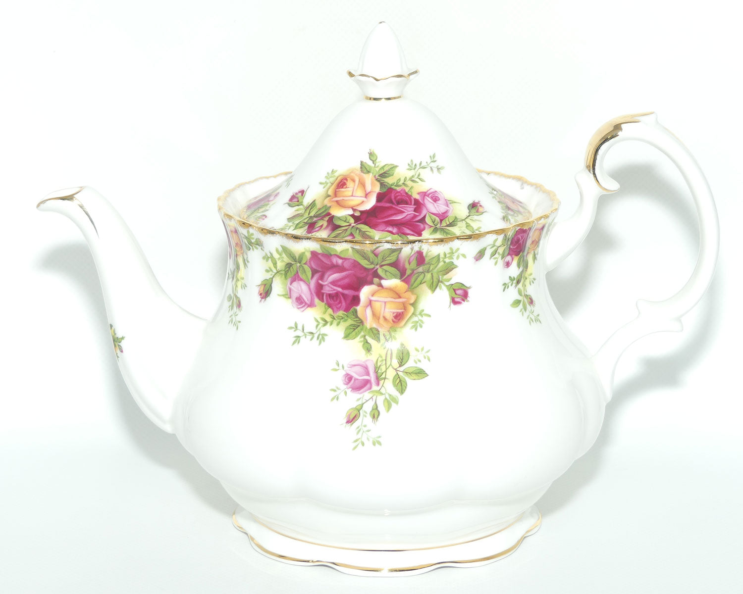 Royal Albert Bone China England Old Country Roses tea pot | 1250ml | ©1962 backstamp