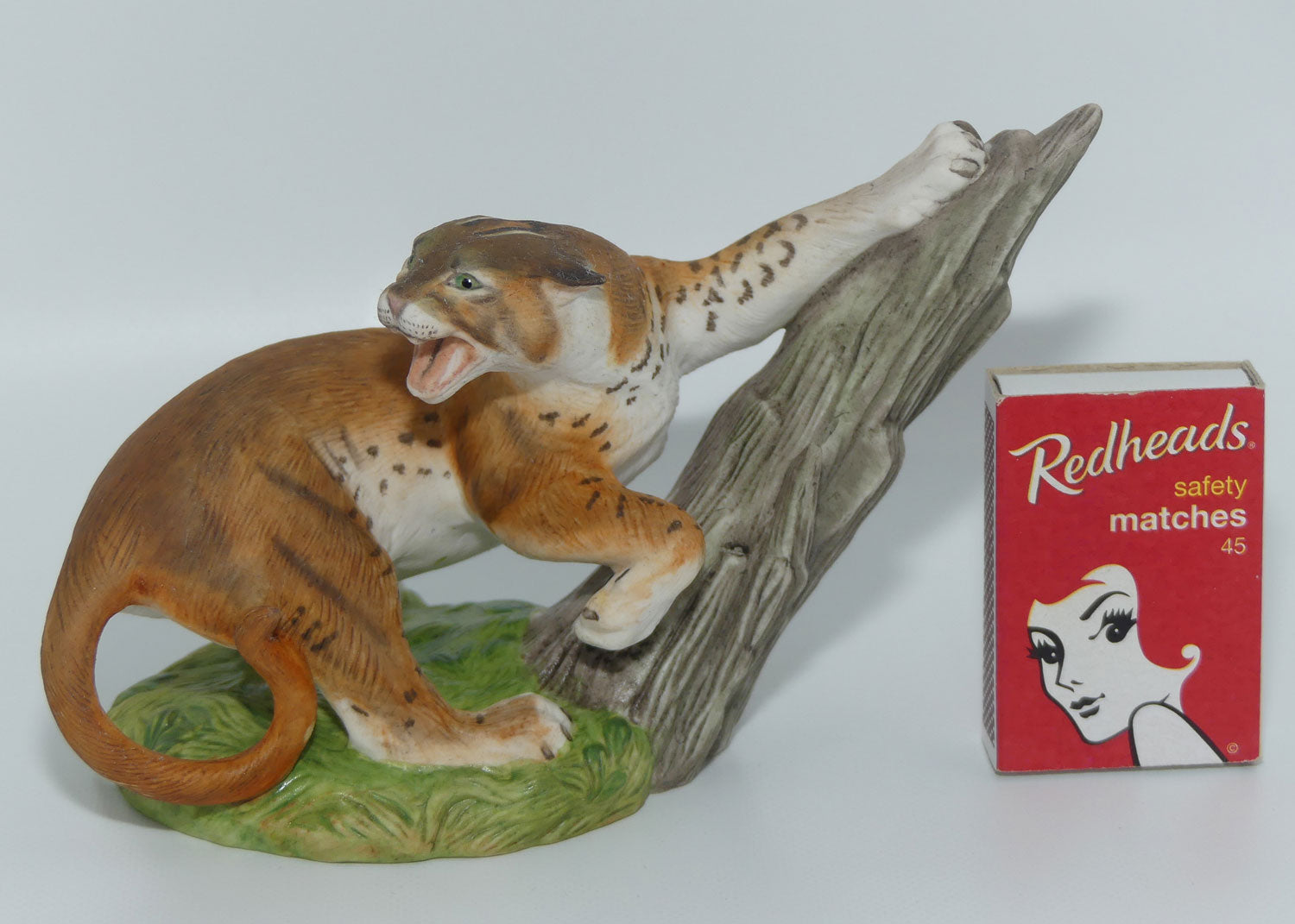 Franklin Mint | Great Cats | Temmick's Golden Cat