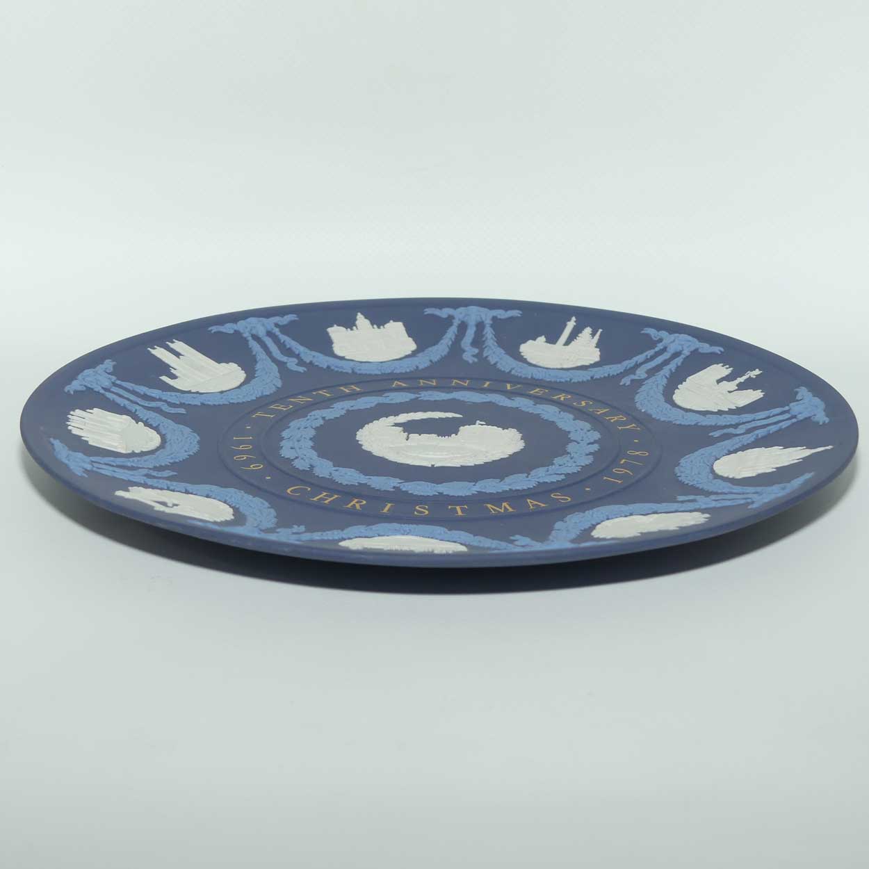 Wedgwood Jasper Tri Colour plate | Christmas Plate | 1st Decade | Tenth Anniversary | 1969 - 1978 | boxed