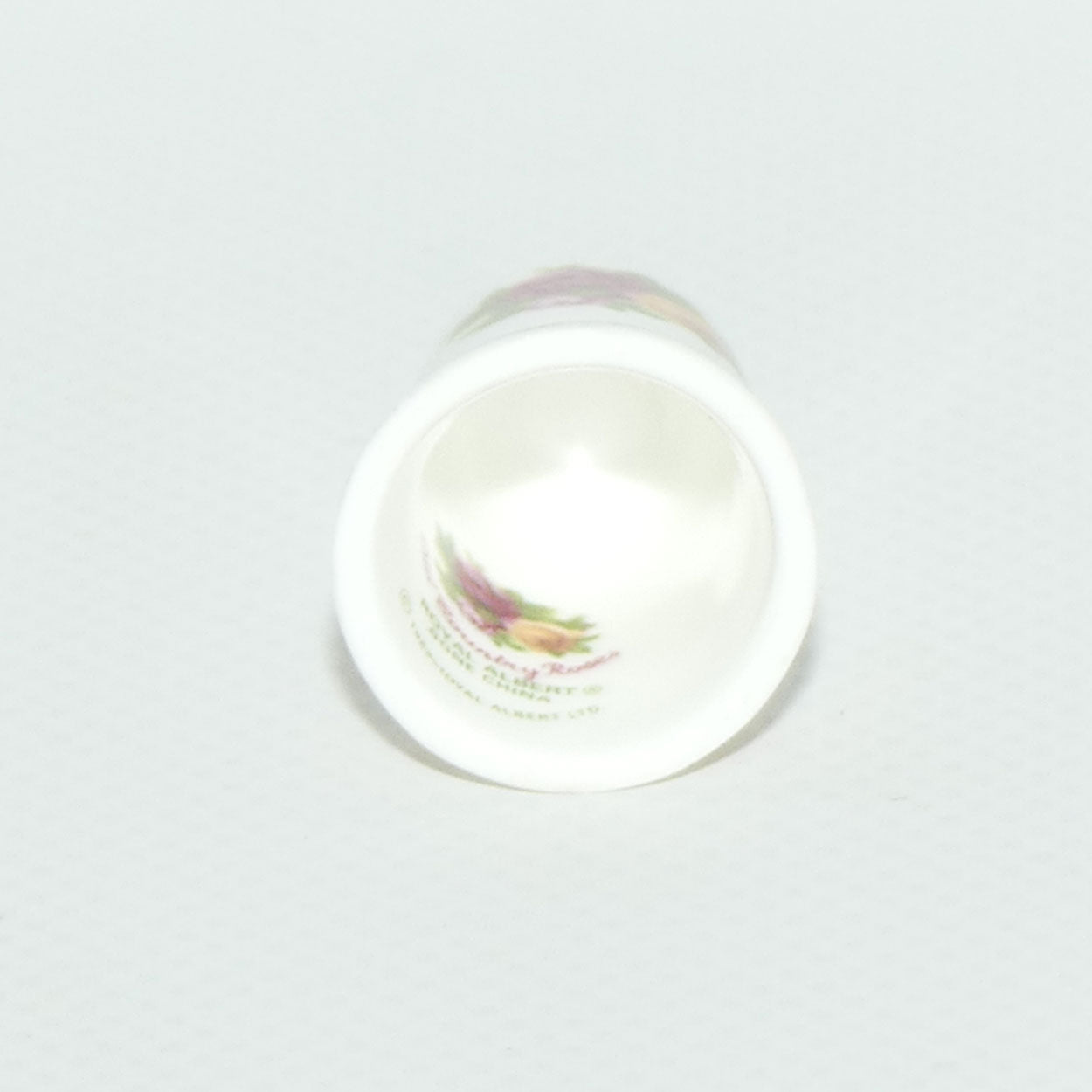 Royal Albert Bone China England Old Country Roses Thimble | Boxed | made in far east