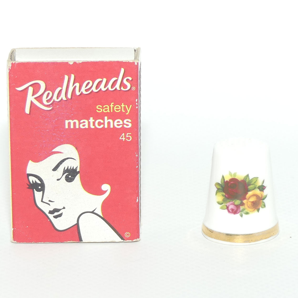 Royal Albert Bone China England Old Country Roses Thimble | made in far east