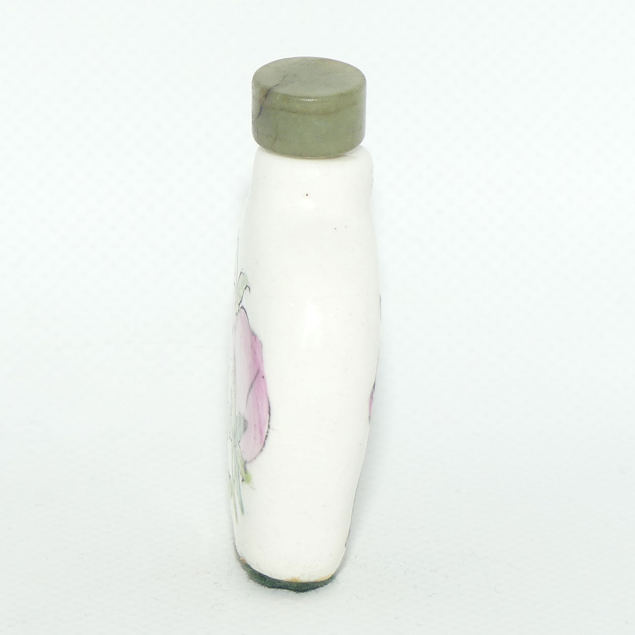 Chinese snuff bottle with greenstone stopper | Three Leg Race