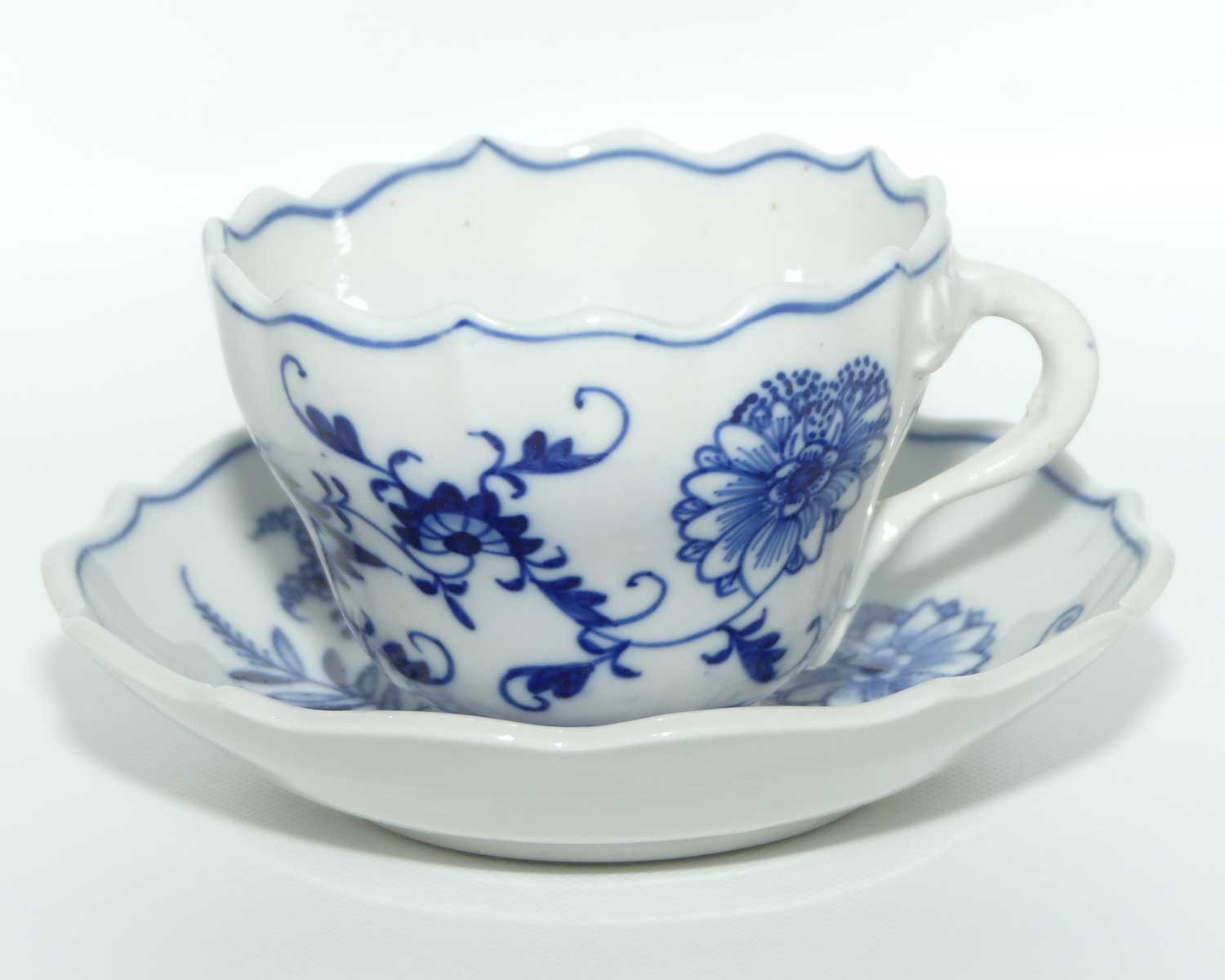 Meissen Blue Onion | Zwiebelmuster tea duo | mixed backstamps