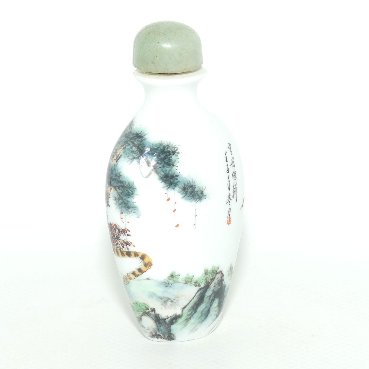 Chinese Snuff bottle | Oval | Tiger on Cliff | Green stopper