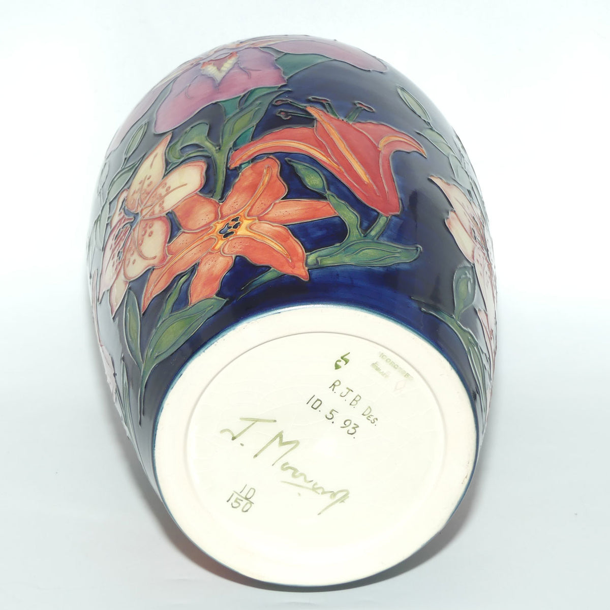 Moorcroft Tigris 18/16 vase | LE 10/150 + Cert