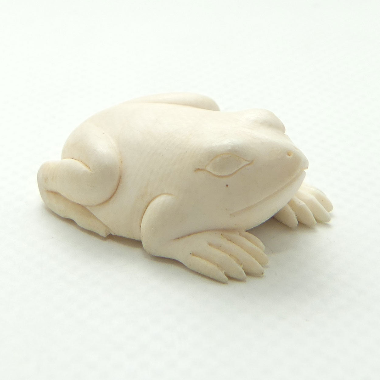 Japanese Carved Ivory miniature Okimono | Crouching Frog