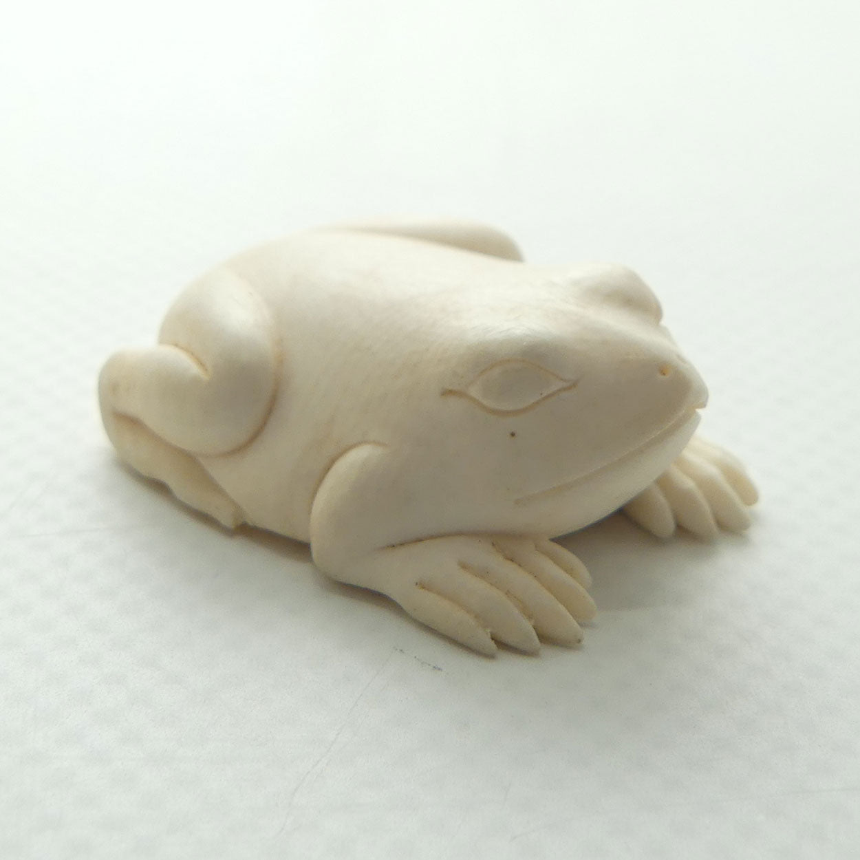 Japanese Carved Ivory miniature Okimono | Crouching Frog