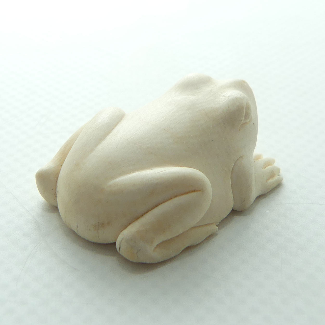 Japanese Carved Ivory miniature Okimono | Crouching Frog