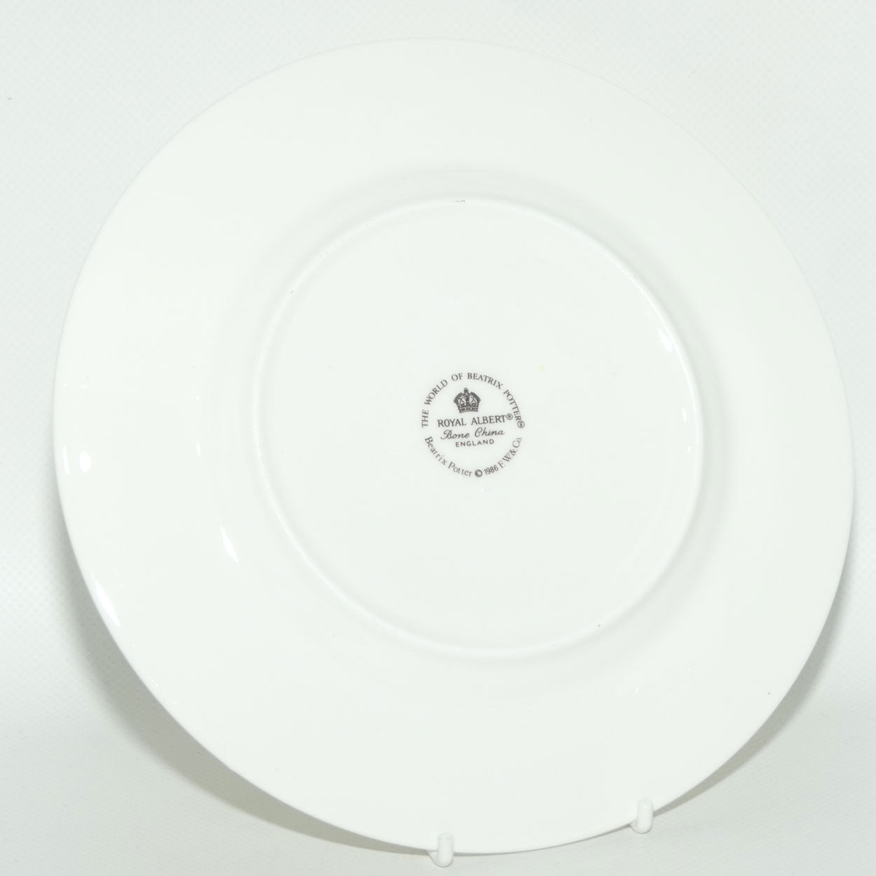 Royal Albert Beatrix Potter | The World of Beatrix Potter | Tom Kitten plate | 20.5cm round | boxed