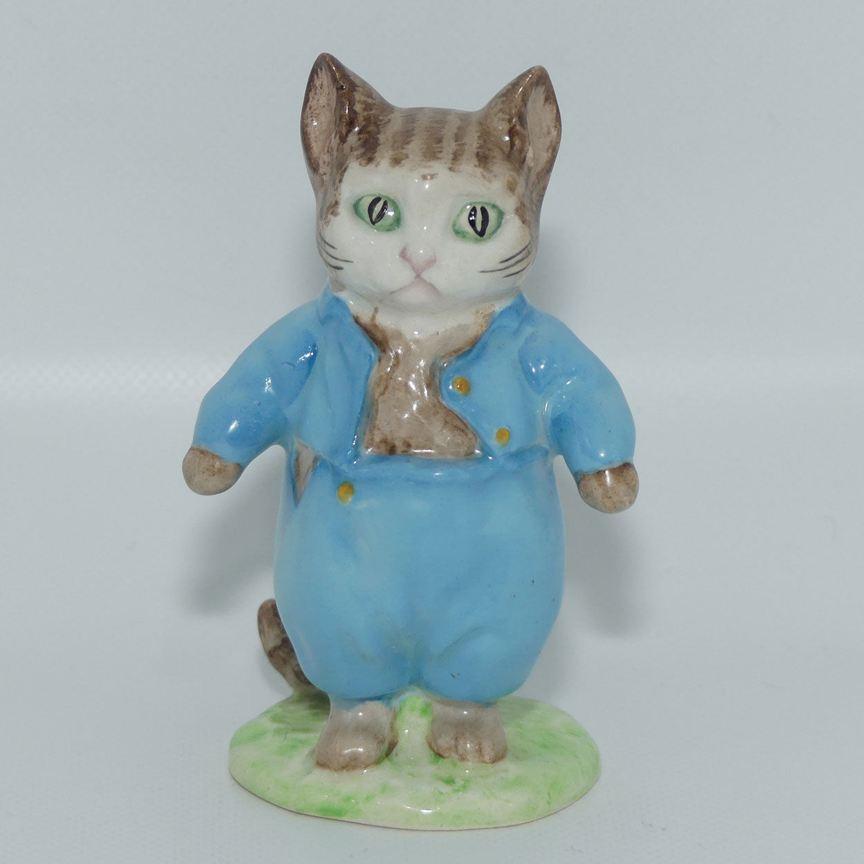 Beswick Beatrix Potter Tom Kitten | Emerald Green Eyes | BP2a Gold Oval | #4