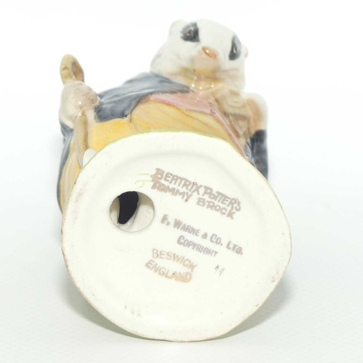 Beswick Beatrix Potter Tommy Brock | Spade Handle Out | BP2a | #1