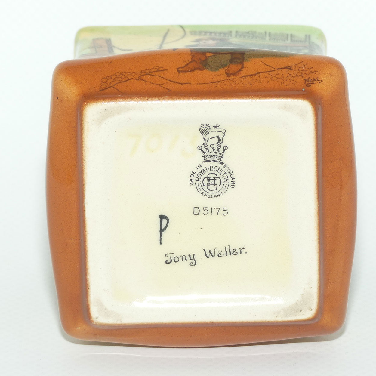 Royal Doulton Dickens Tony Weller small square vase D5175 | Shape 7013