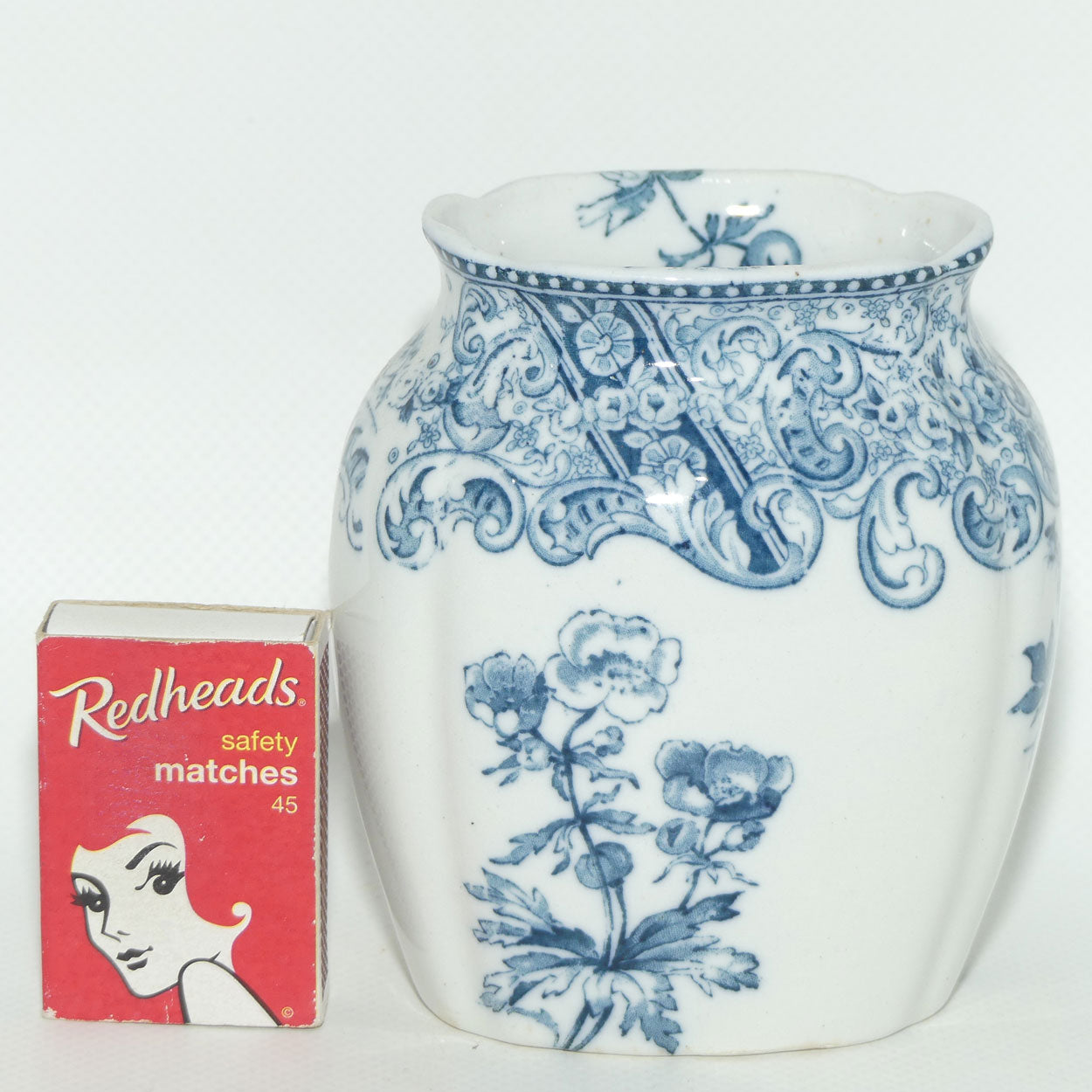 Doulton Burslem Warwick Blue and White toothbrush holder