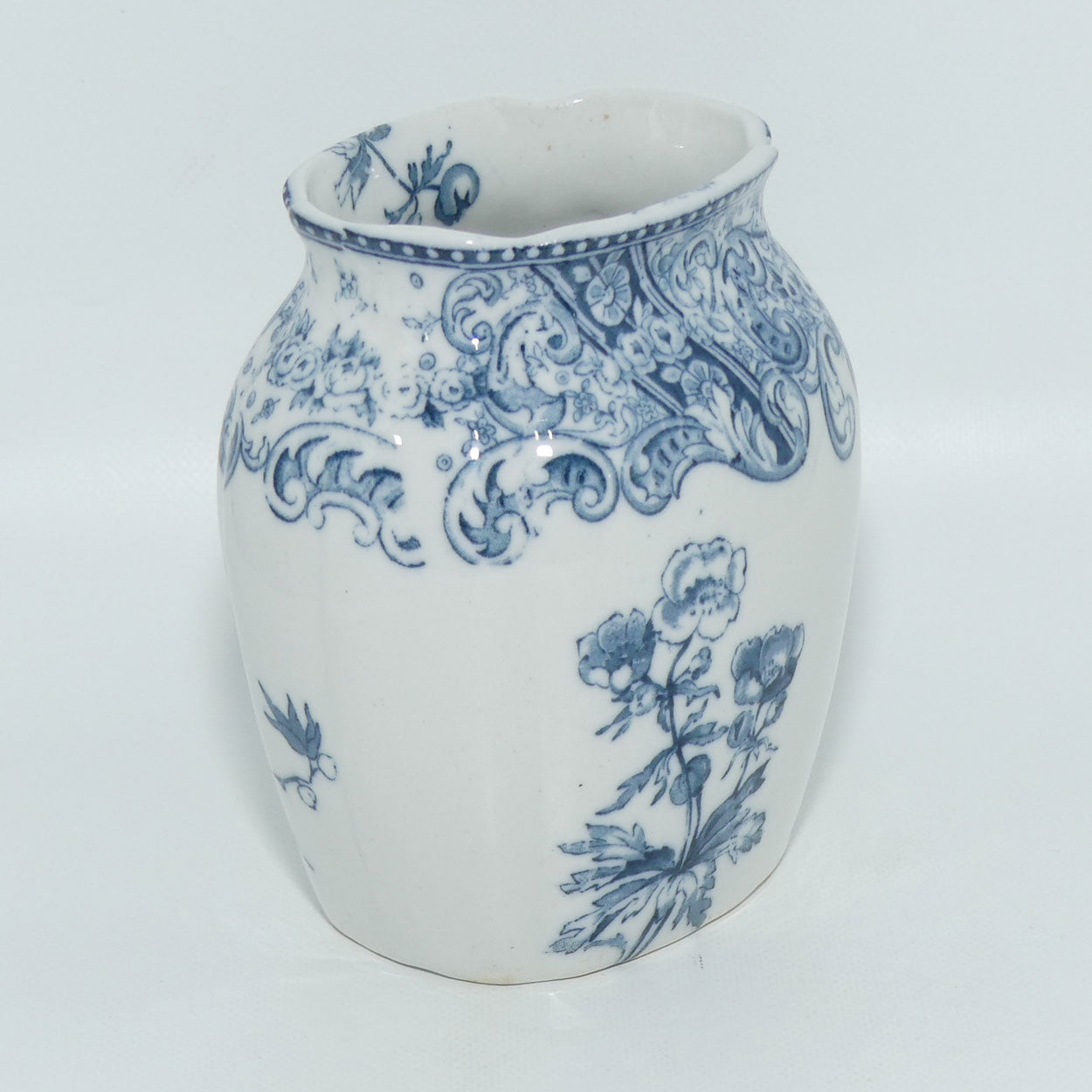 Doulton Burslem Warwick Blue and White toothbrush holder