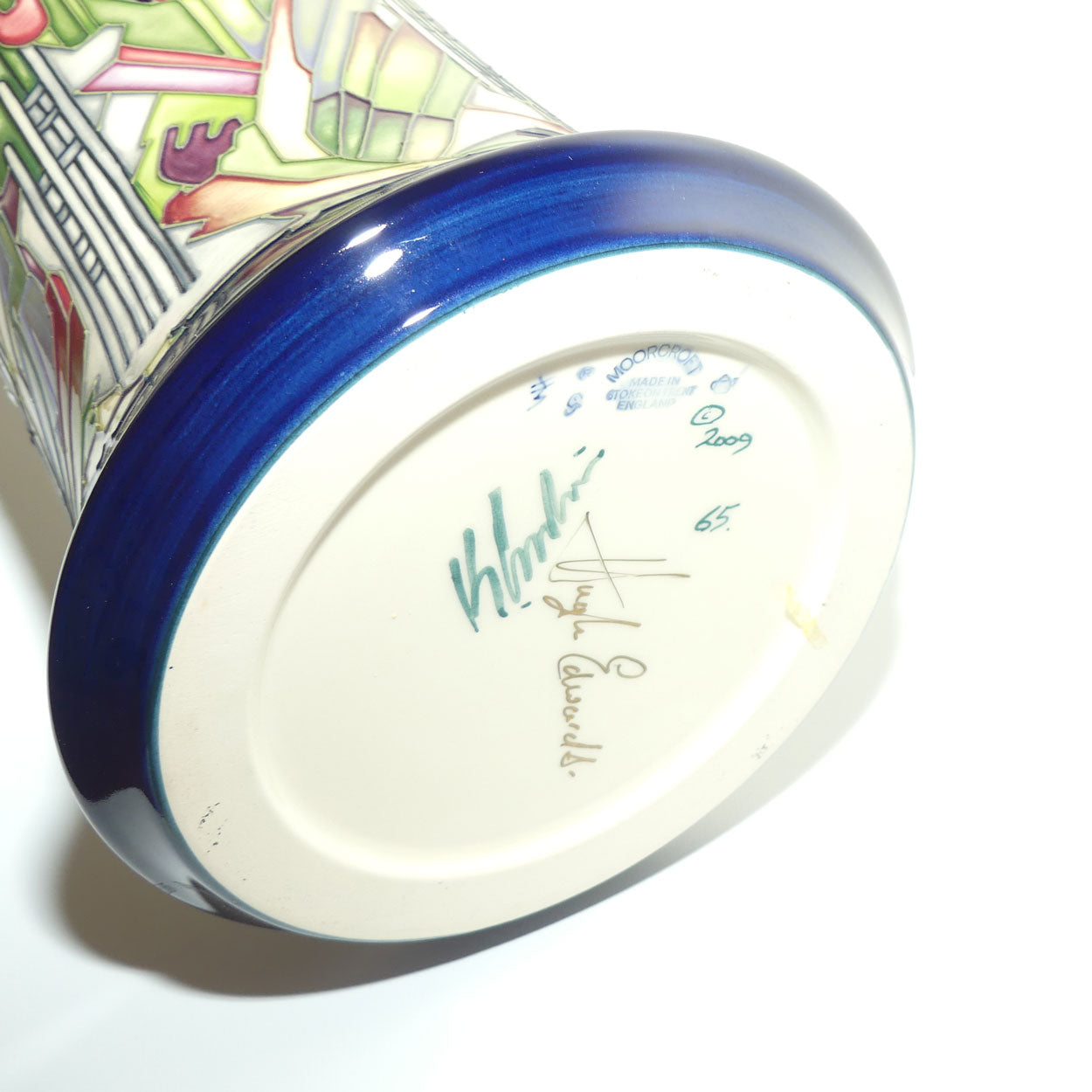 Moorcroft Town of Flowers 159/18 Prestige Vase (Num Ed)