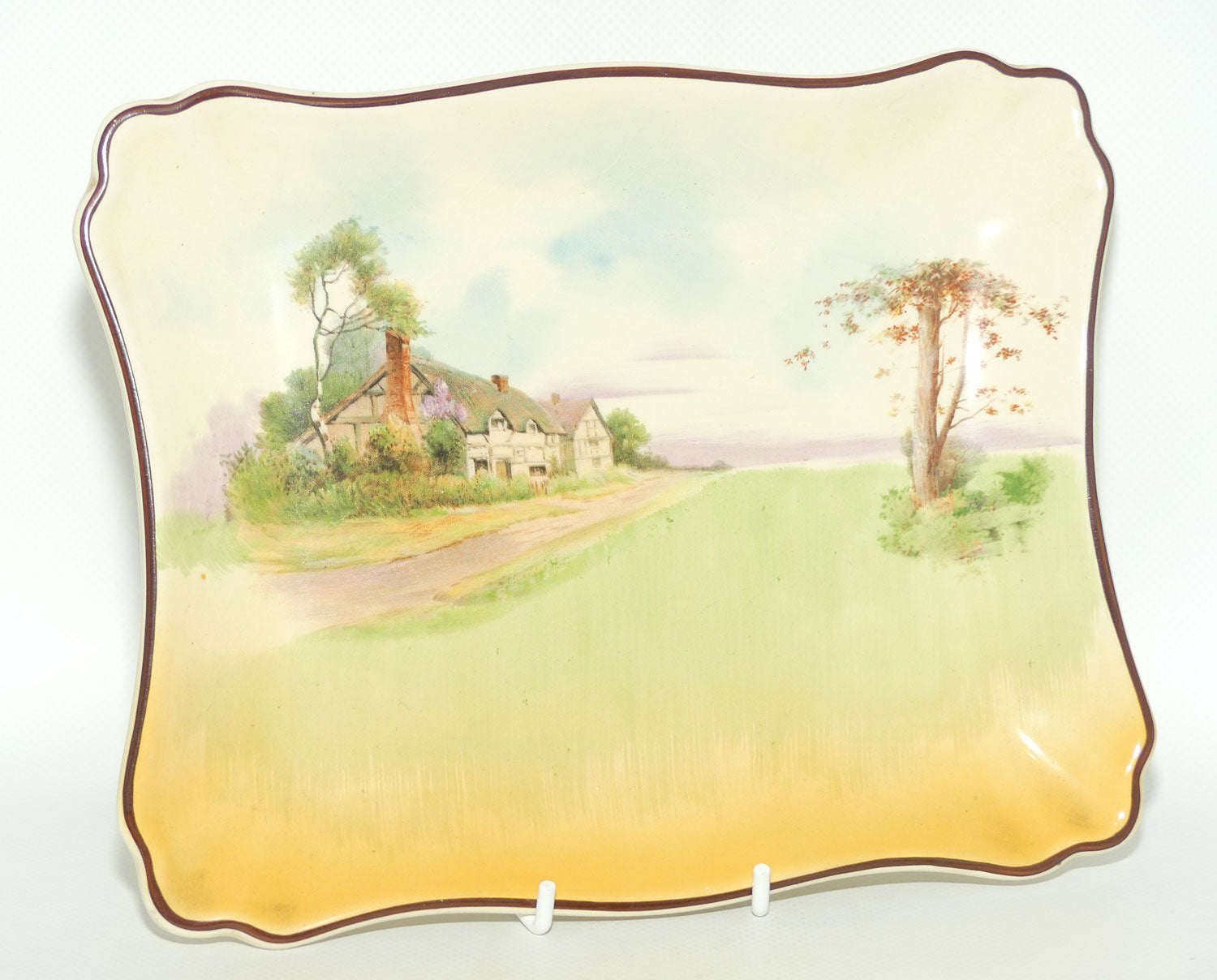 Royal Doulton English Cottages A tray | Shape 7979 | D4987