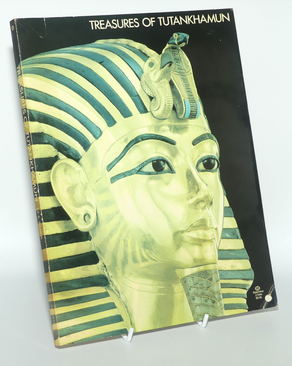 Reference Book | Treasures of Tutankhamun