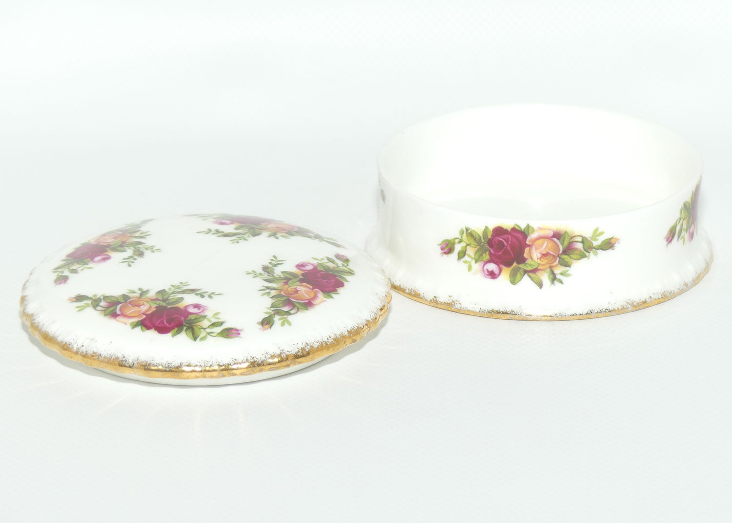Royal Albert Old Country Roses England | Trinket box | early backstamp