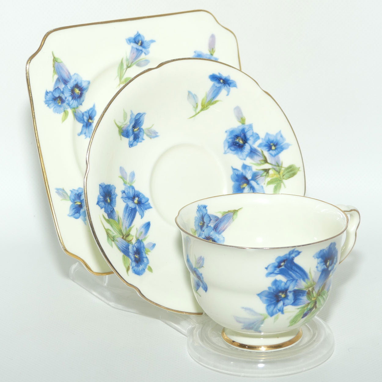 Royal Doulton Gentian pattern V1911 | tea trio