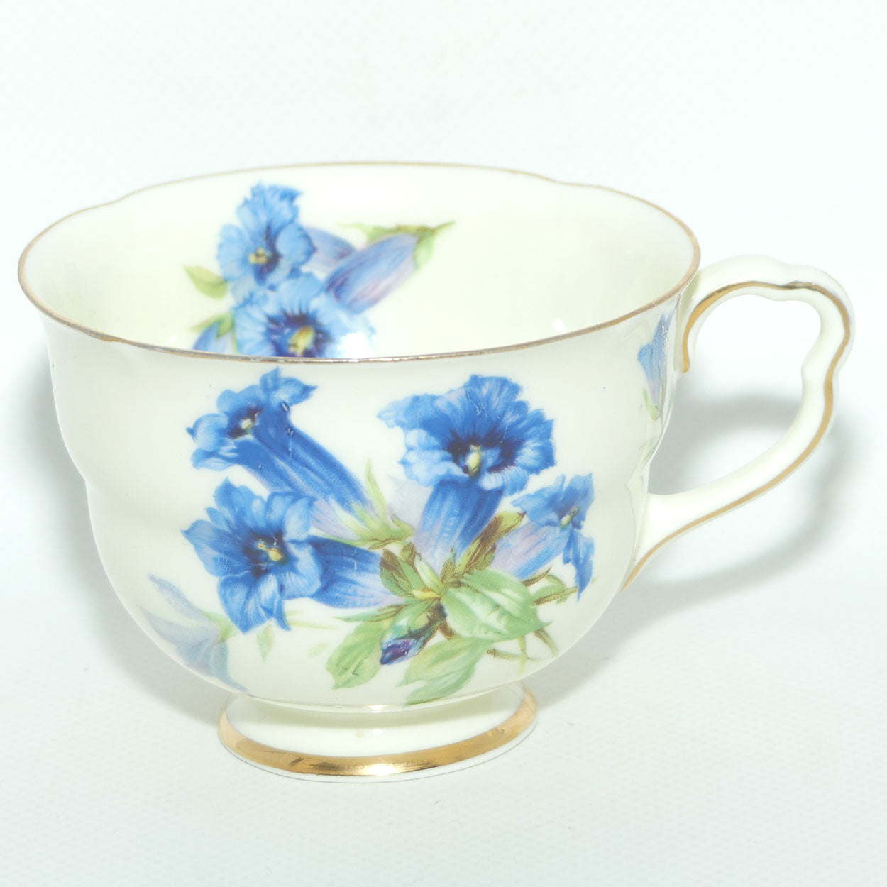 Royal Doulton Gentian pattern V1911 | tea trio