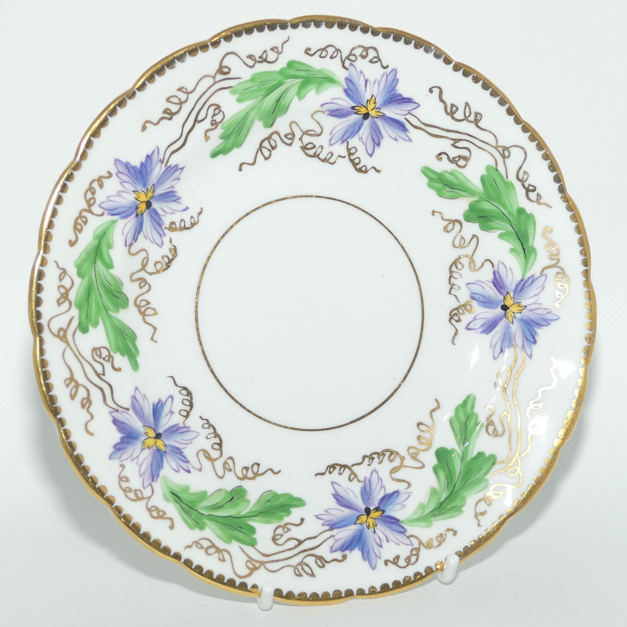 New Chelsea Staffs Floral trio | Elaborate shape