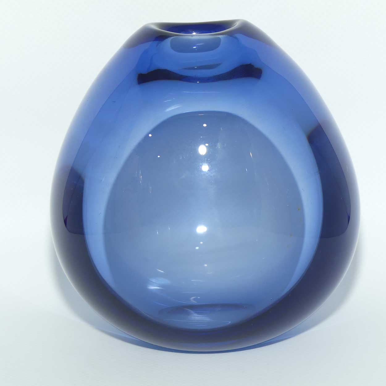 Holmegaard Denmark Mid Century Modern Draben vase by Per Lutken | 15469