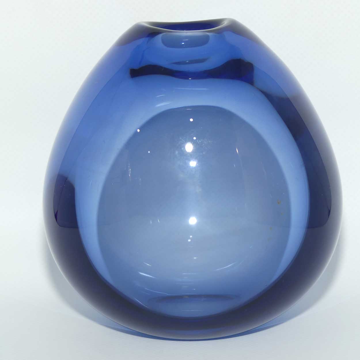 Holmegaard Denmark Mid Century Modern Draben vase by Per Lutken | 15469