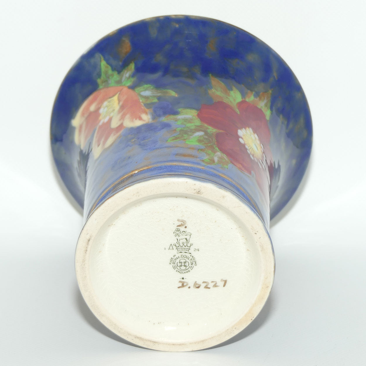 Royal Doulton Roses G Wild Rose vase D6227