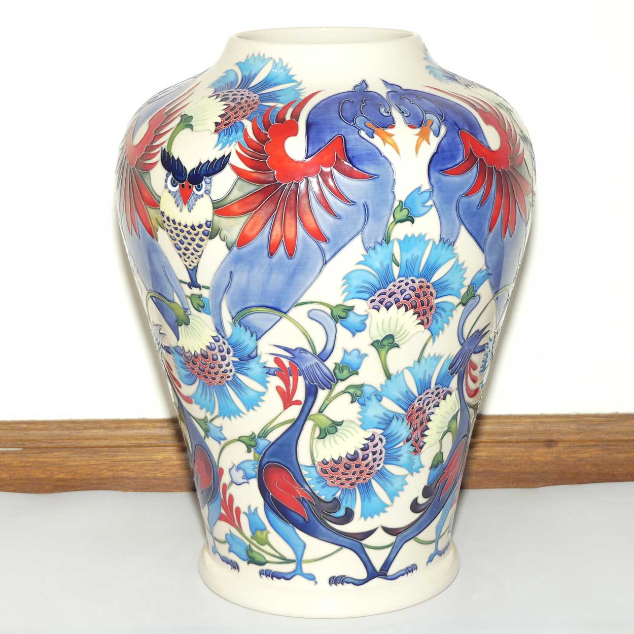 Moorcroft Vase of Smiles 576/15 Prestige Vase (Ltd Ed)