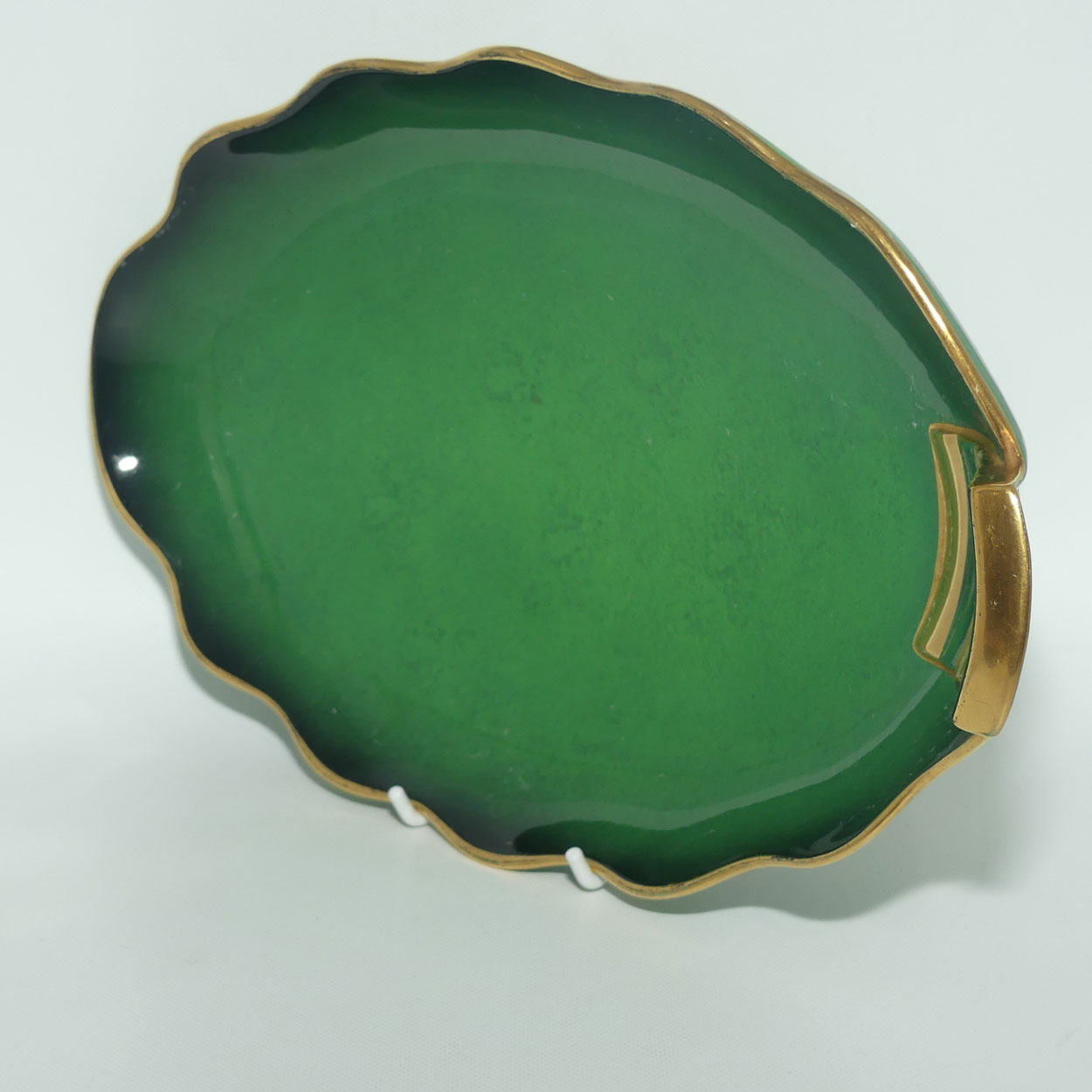Carlton Ware Vert Royale oval bowl with fluted rim and gilt handle | Shape 1686/1