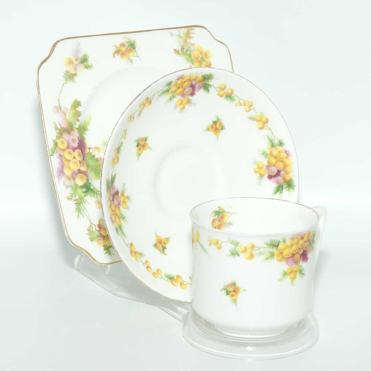 Royal Doulton Wattle trio E8423