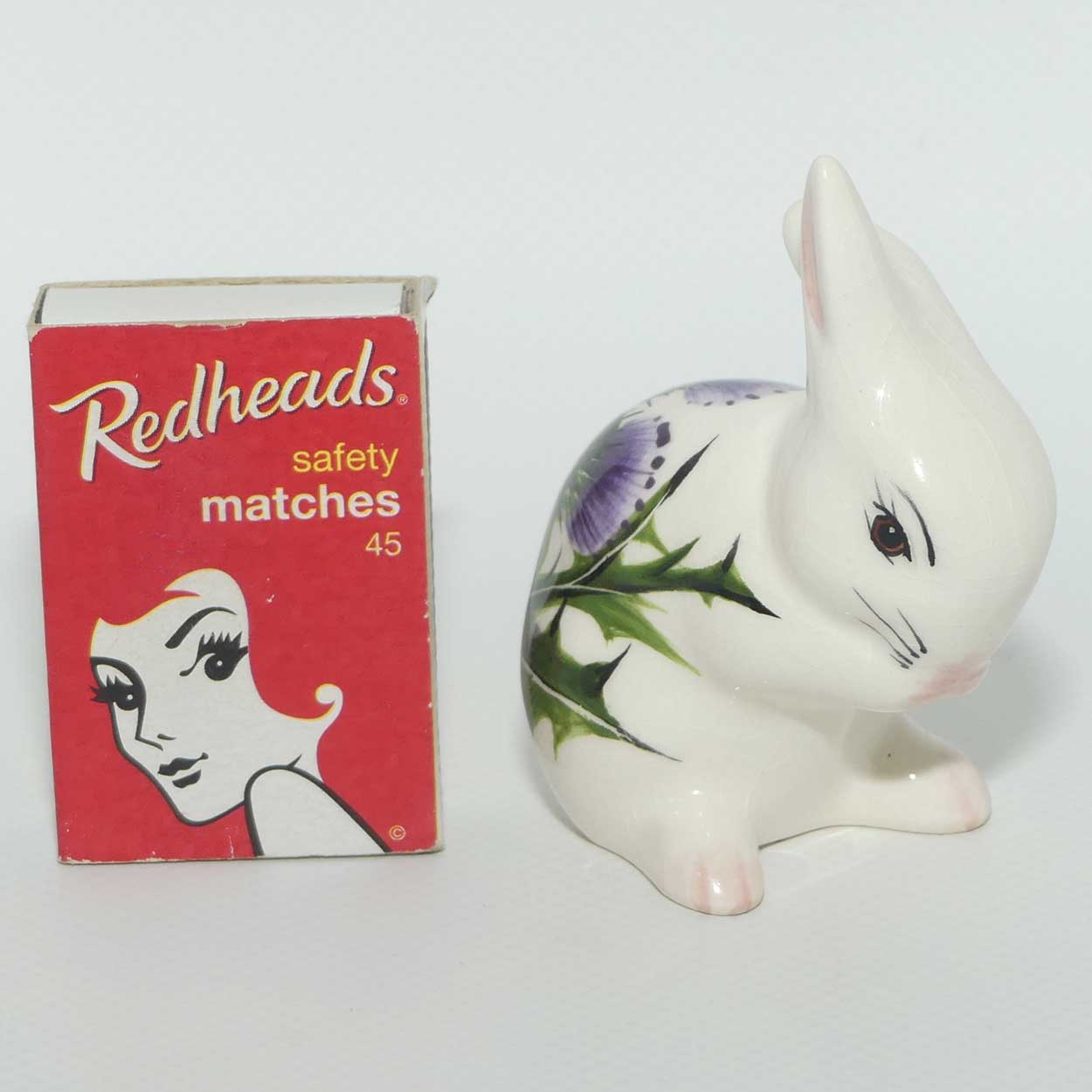 Wemyss | Griselda Hill Pottery Rabbit decorated with Scotch Thistle | #1