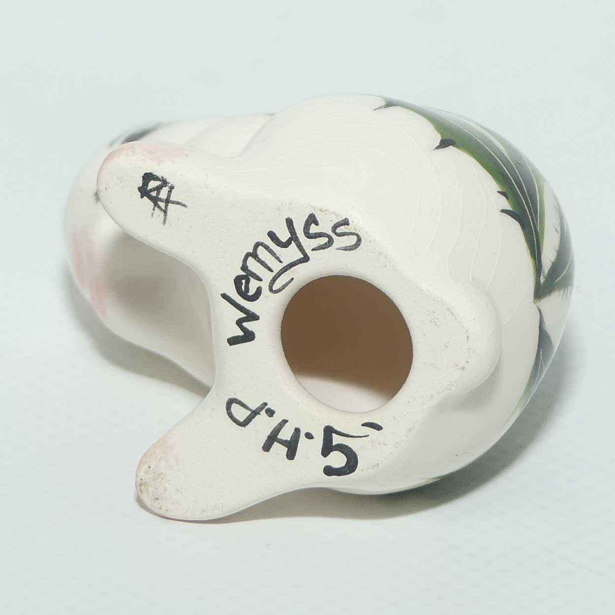 Wemyss | Griselda Hill Pottery Rabbit decorated with Scotch Thistle | #1