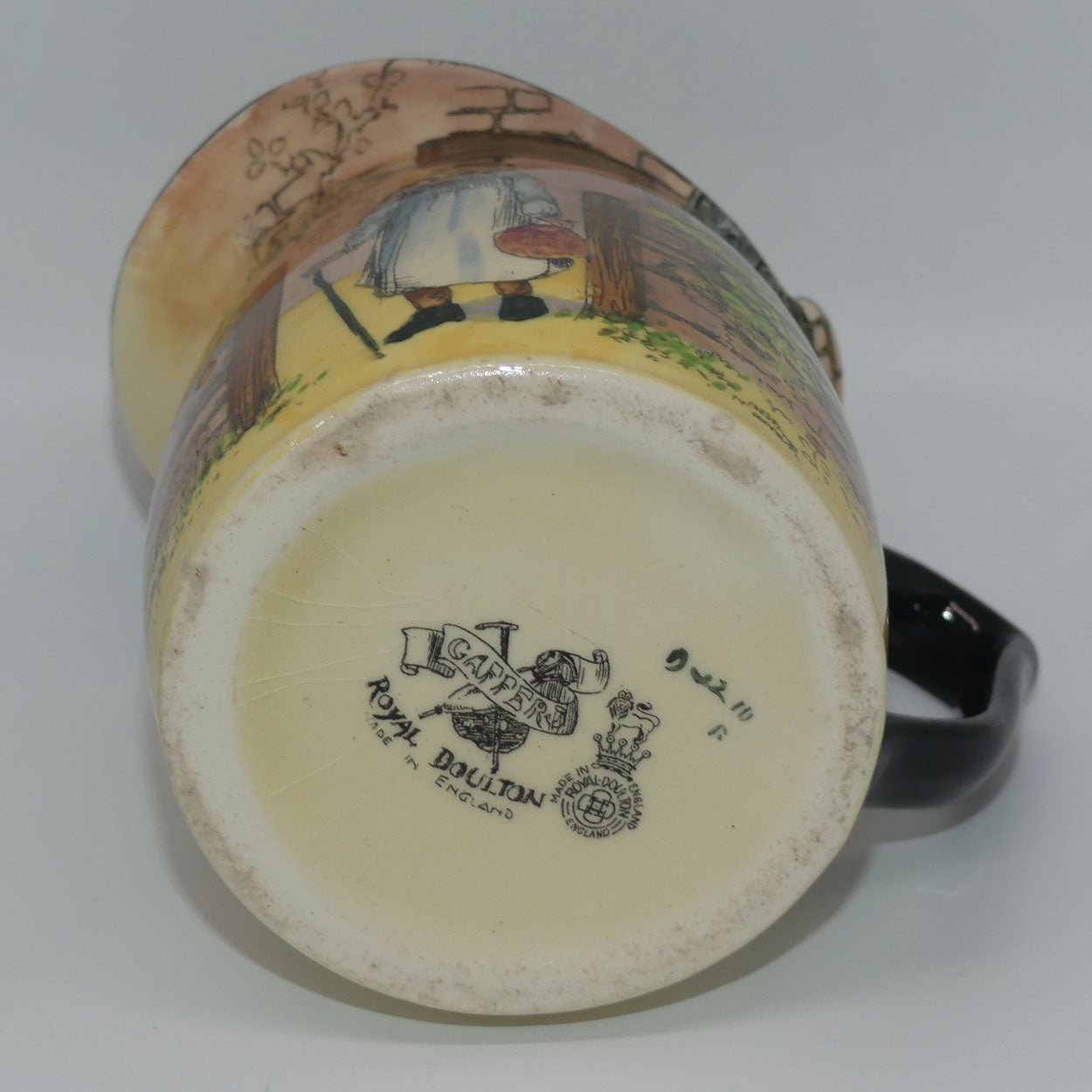 royal-doulton-gaffers-d4210-westcott-shape-jug