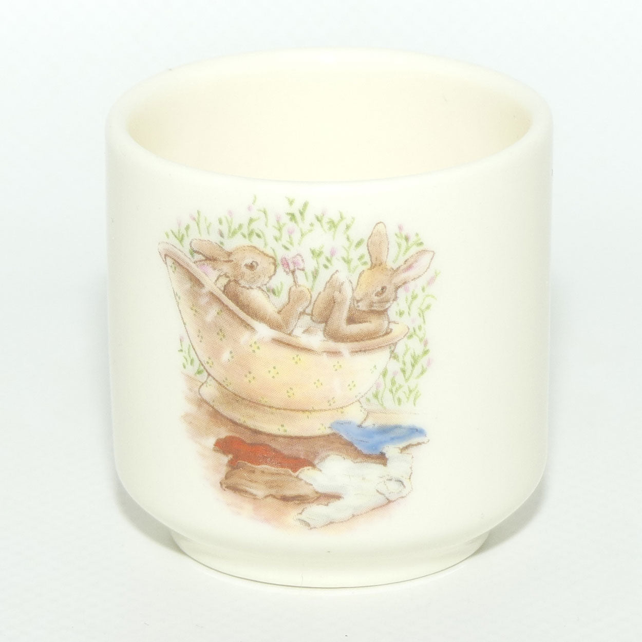 Royal Doulton Bunnykins egg cup | boxed | Pushing the Wheelbarrow | Bunnies in the Bath