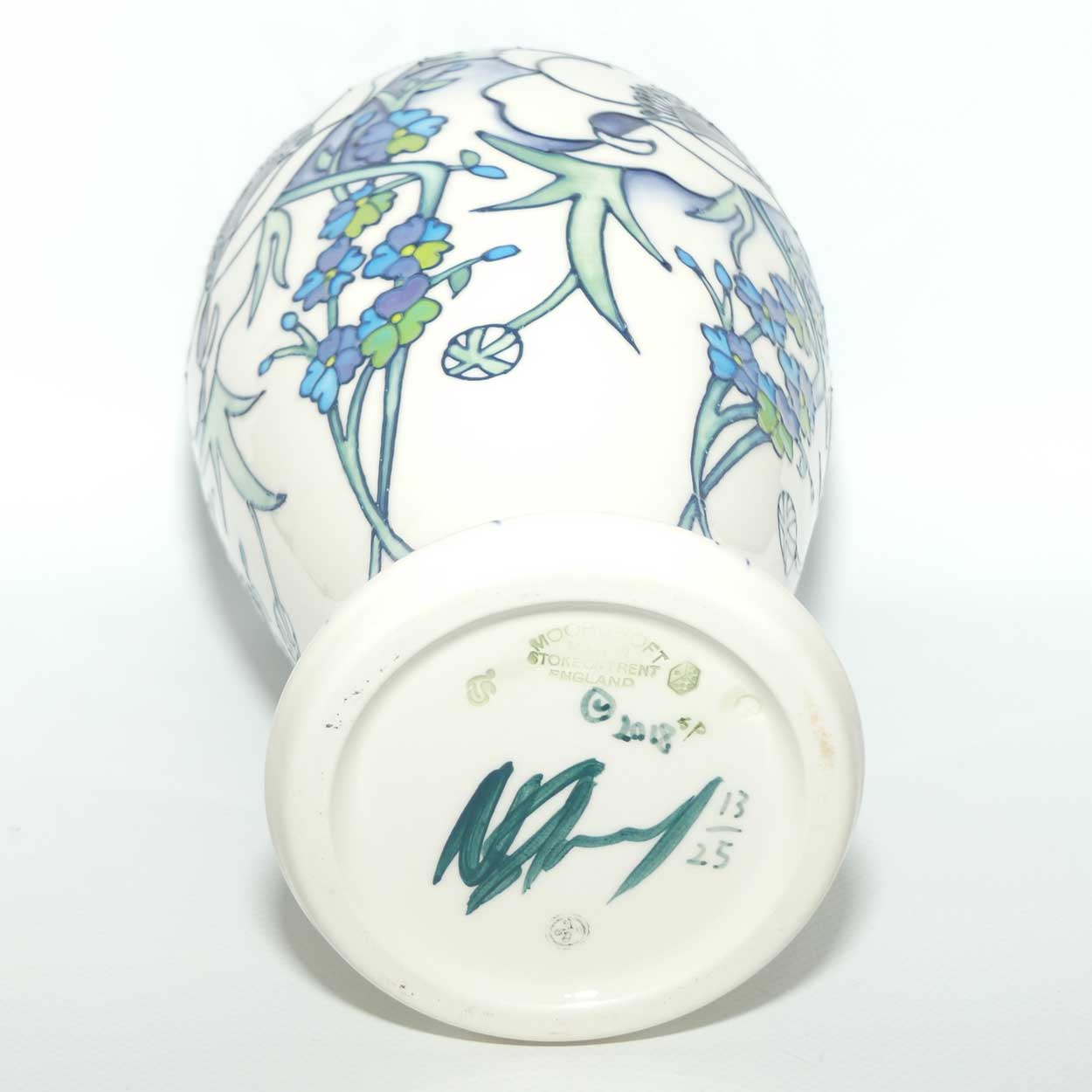 Moorcroft White Splendour vase | Shape 46/10 | LE 13/25