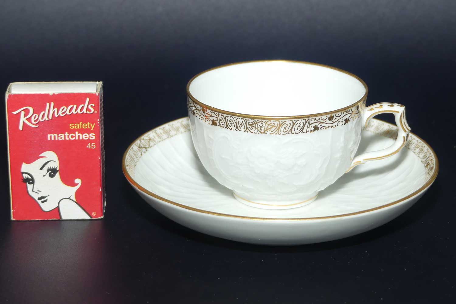 KPM Berlin delicate white and gold porcelain duo | superb figured floral design