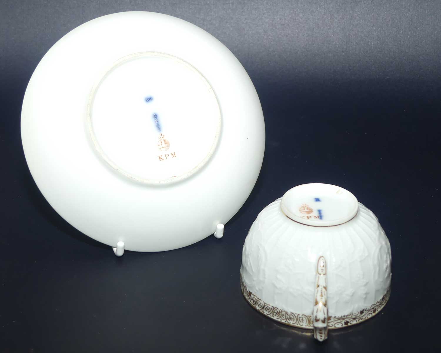 KPM Berlin delicate white and gold porcelain duo | superb figured floral design