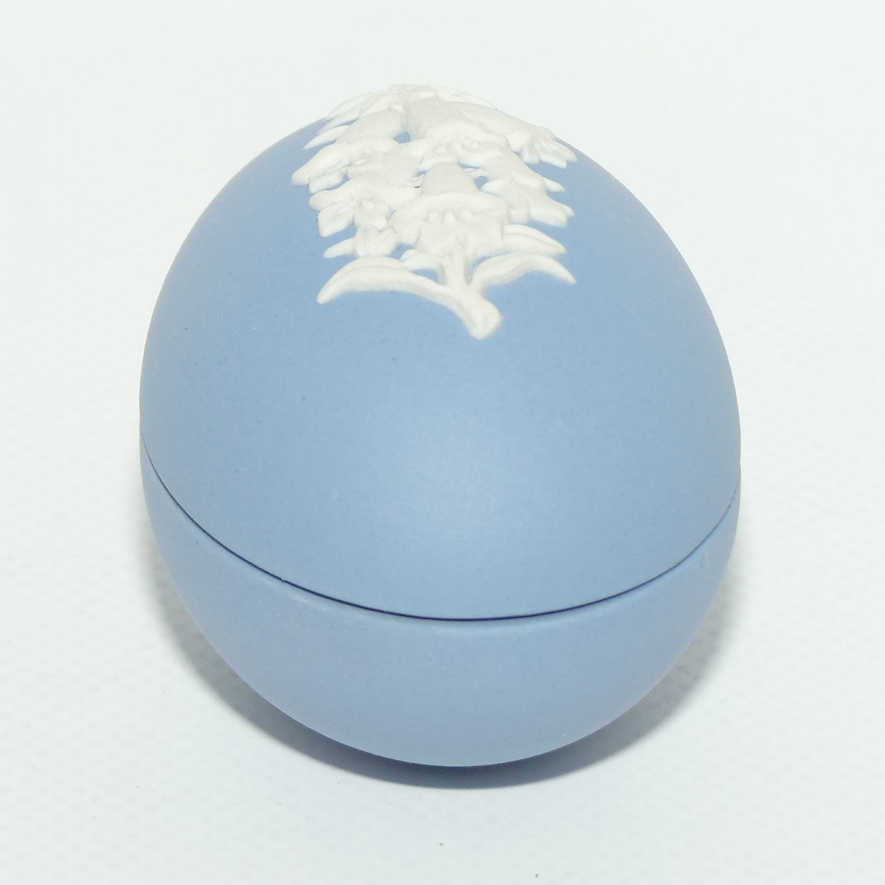 Wedgwood Jasper | Australian Flora | White on Blue | Pink Heath Egg shape trinket box
