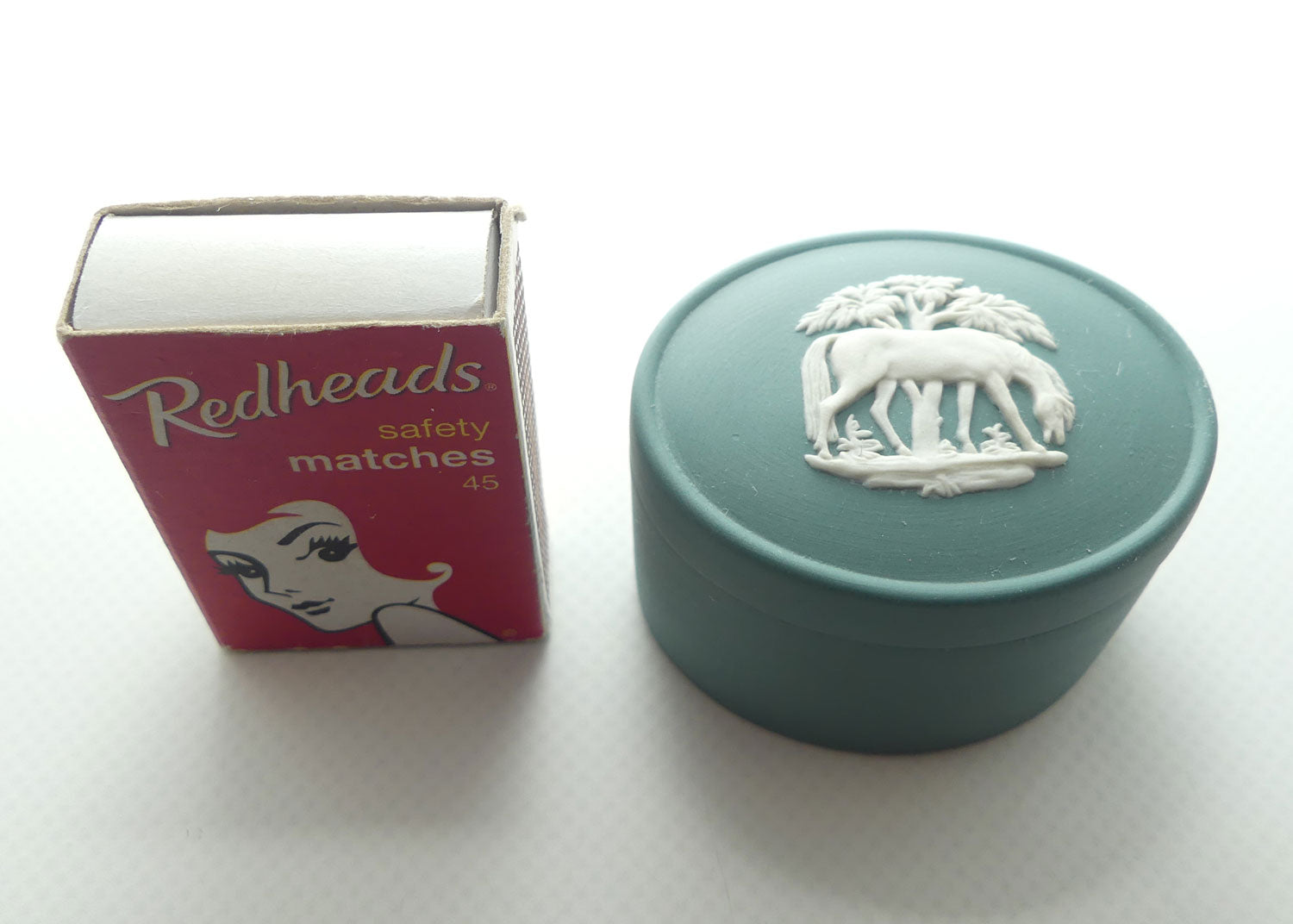 Wedgwood Jasper | White on Spruce | Stubbs Horses trinket box | #3
