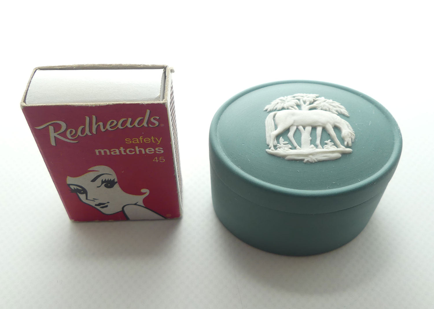 Wedgwood Jasper | White on Spruce | Stubbs Horses trinket box | #3