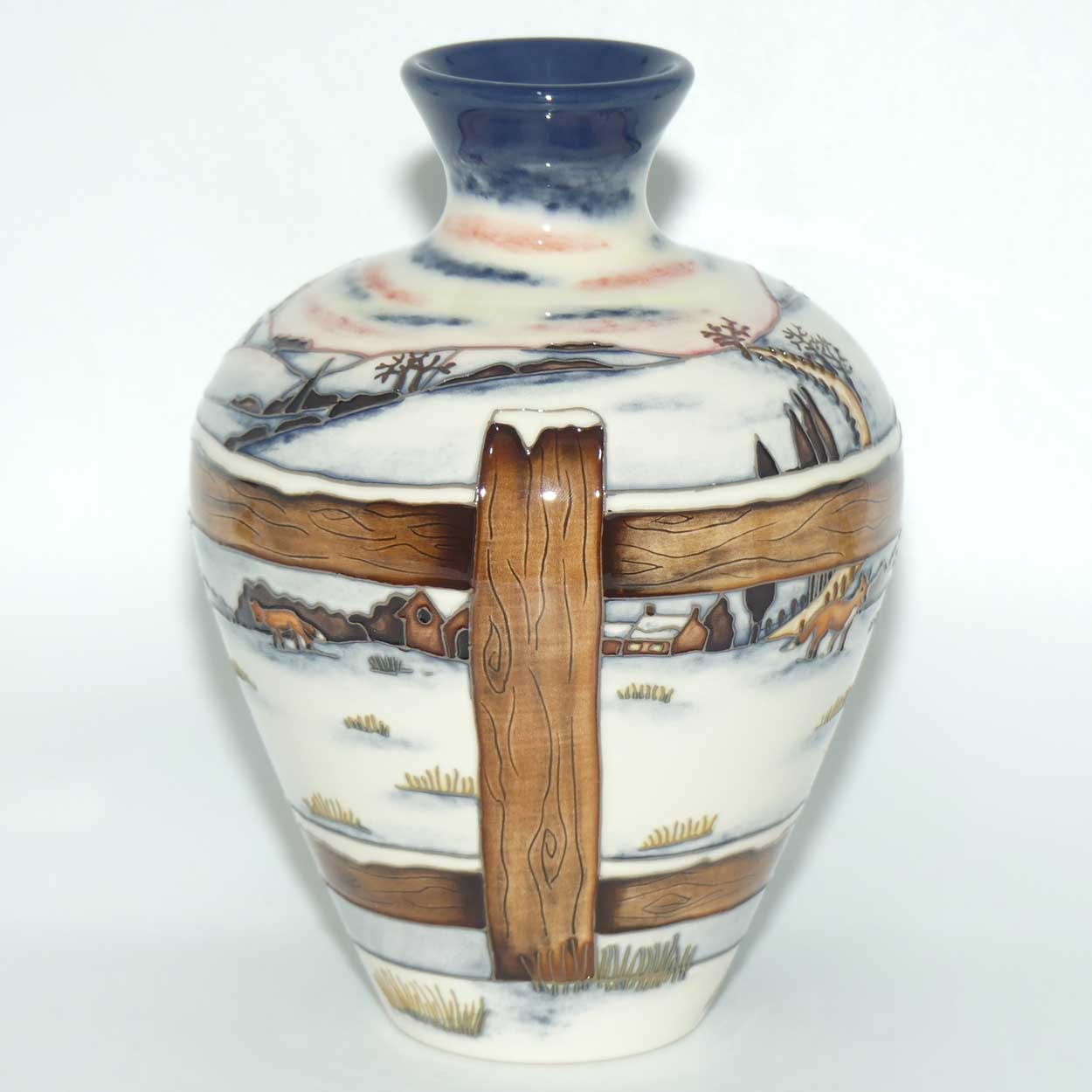 Moorcroft Who Goes There? 03/7 vase | NE 558